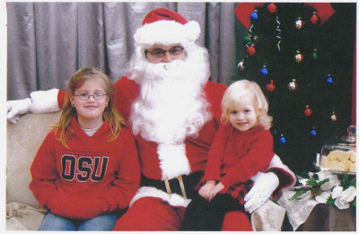 Veronica's granddaughters with Santa