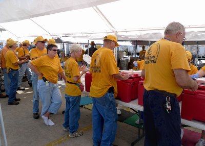 A HUNGRY CREW, BACK FOR LUNCH