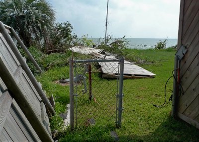 DESTROYED FENCING