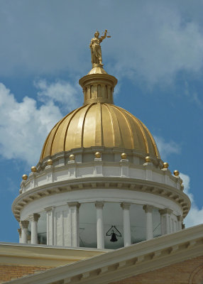 HENDERSON COUNTY COURTHOUSE  DOME