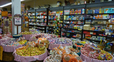 OLD FASHIONED CANDY AND TOYS  IN THE MAST GENERAL STORE  -  ISO 400