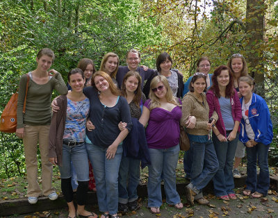 PARTICIPANTS AND LEADERS AT A HIGH SCHOOL GIRLS RETREAT  -  ISO 80