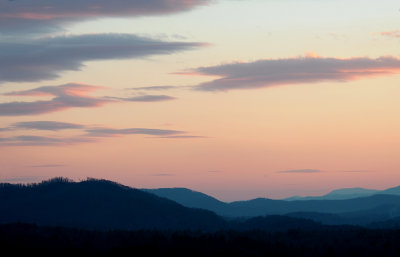 MOUNTAIN SUNSET