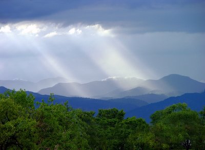 Light Rays on the Foothills