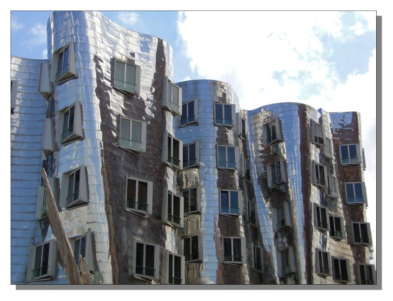 HX1 Dsseldorf Medienhafen 03
