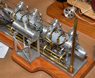 (76)    A closeup of Ron's really nice Snow Tandem engine