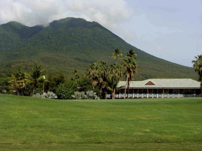 4 Seasons, Nevis