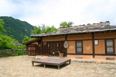 Jeongseon Arari Folk Villiage