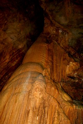 stalagmite | Hwa-Ahm Cave 3.JPG