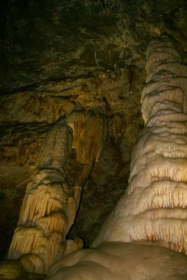 stalagmite | Hwa-Ahm Cave 12.JPG