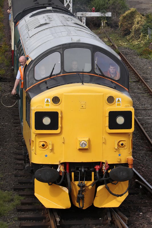 Boness37025B.jpg