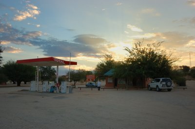 The office and fuel stop at Nossop