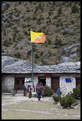 Lhedi school flying the Bhutanese flag