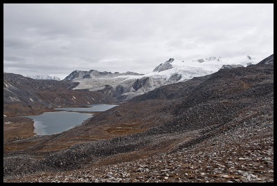 High plateau between Sintia La and Tsho Chena 3