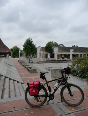 Louvain-la-Neuve, place des sciences, trente ans aprs.