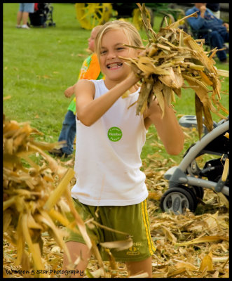 Throwing corn husks