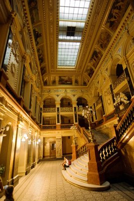 L'vov, Old Town, opera house