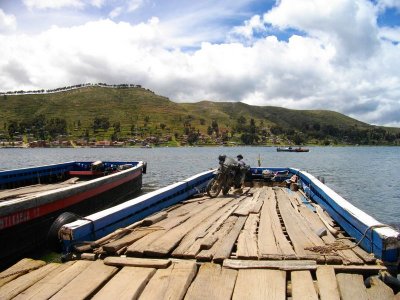 Lake tittycaca and road to La Paz