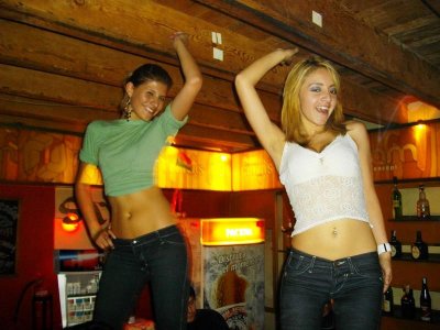 chicks on bar.JPG