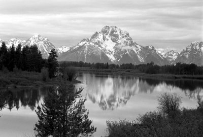 GrandTetons2bw.jpg