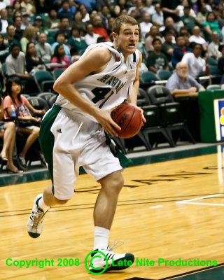 081102_UH_Hilo-022__S1U6088isw.jpg