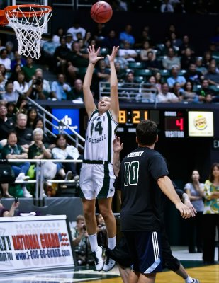 101015_Ohana_Hoopfest-019__S1U0106isw.jpg