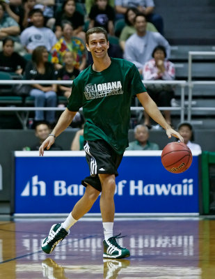 101015_Ohana_Hoopfest-055__S1U0384isw.jpg