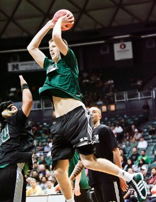 101015_Ohana_Hoopfest-067__S1U0459isw.jpg