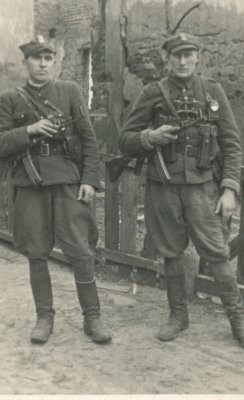 BROTHERS IN ARM