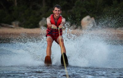 Water Skiing 0305.jpg