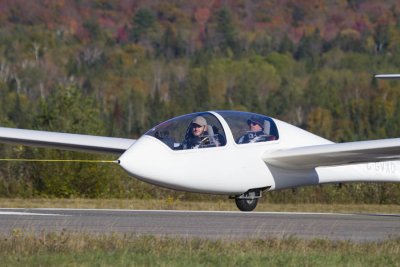 Glider Takeoff Roll 0231.jpg