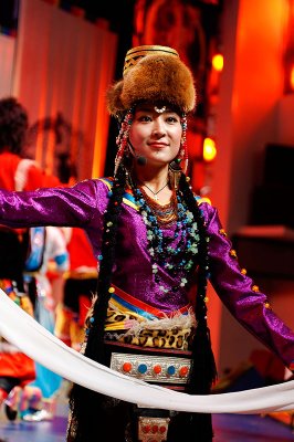 Tibetan & Qiang Dance Show