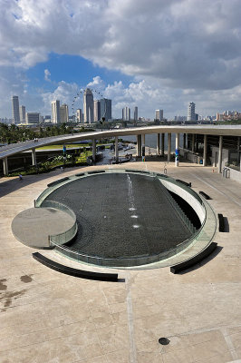 Marina Barrage