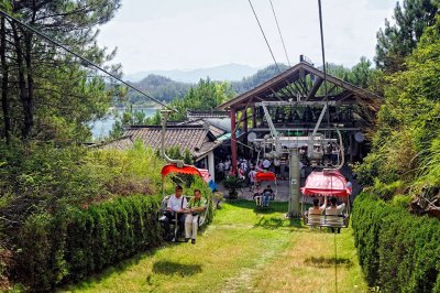 Cable Car Ride to Meifeng Peak