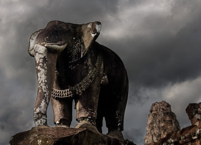 East-Mebon. Elephant Guard