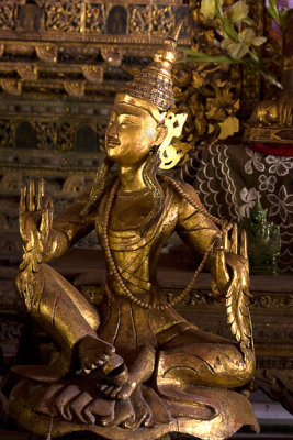 Small temple Statue