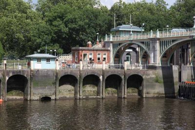 More of Richmond Lock