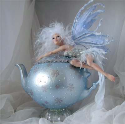 winterteapotfae2.jpg