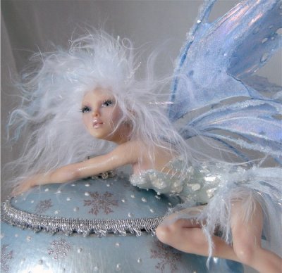 winterteapotfae5.jpg