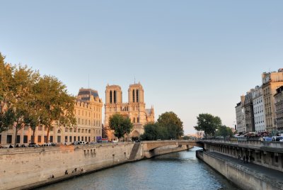 Paris. Site. Cathedrale de Notre-Dome