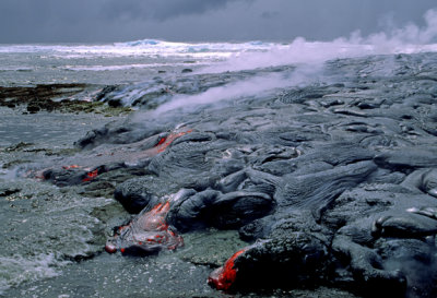 (IG22) Pahoehoe flow entering the ocean at Kalapana, HI