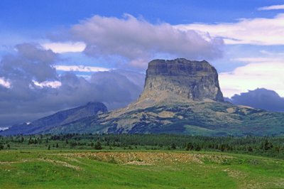 (SG24) Chief Mountain a klippe outlier of the Lewis Overthrust, Glacier National Park, MT