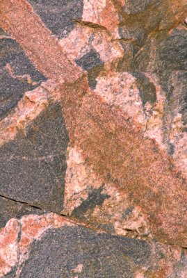 (STRA40) Cross cutting relationships in igneous intrusions.