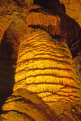 Giant Dome, a large column, Carlsbad Caverns National Park, NM