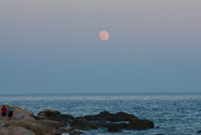 _DSC0056. Rising Moon
