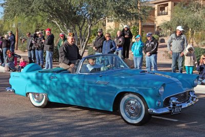 Thanksgiving Day Fountain Hills 2010 (27).jpg