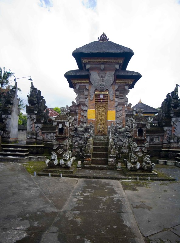 temple entrance.jpg