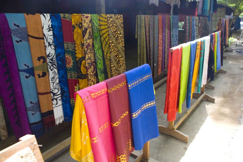 y sarong shop.jpg