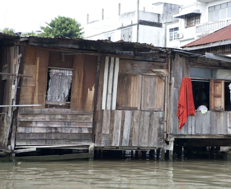 zzz river house 7.jpg