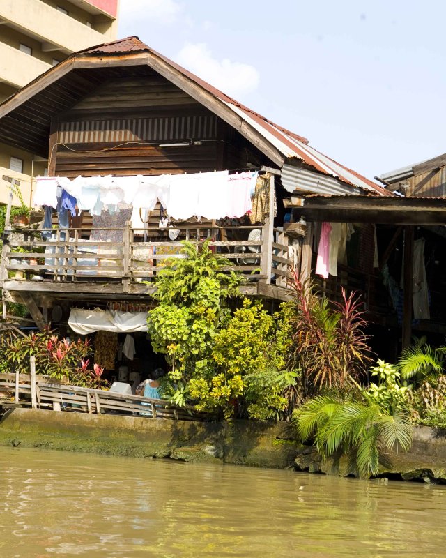zzz river house 8.jpg